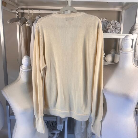 Izod Vintage Men's Size L  cream V neck button up cardigan sweater #3076 - Picture 7 of 7